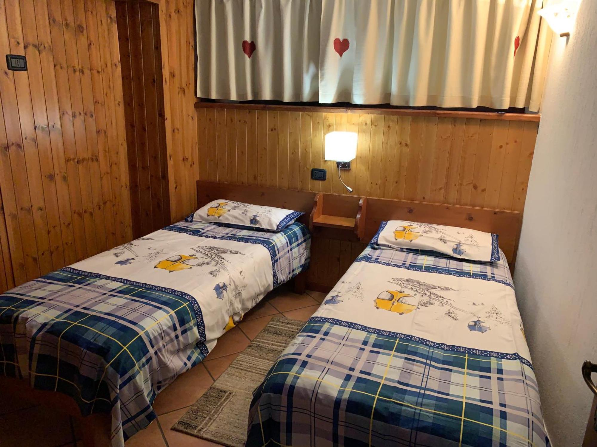 Appartamenti Da Clara La Thuile Luaran gambar